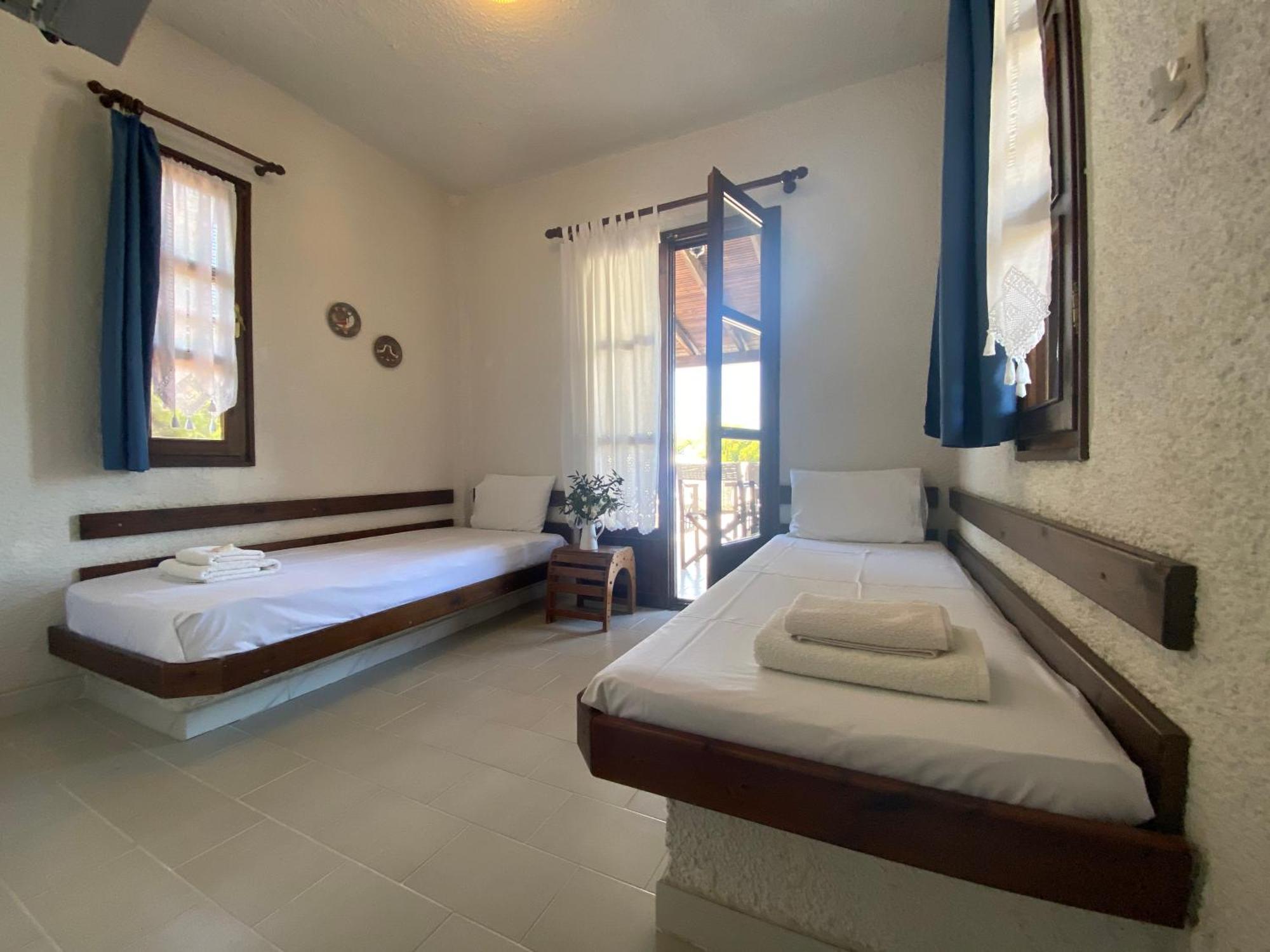 Ferienwohnung Ta Pefka Nikiti  Exterior foto
